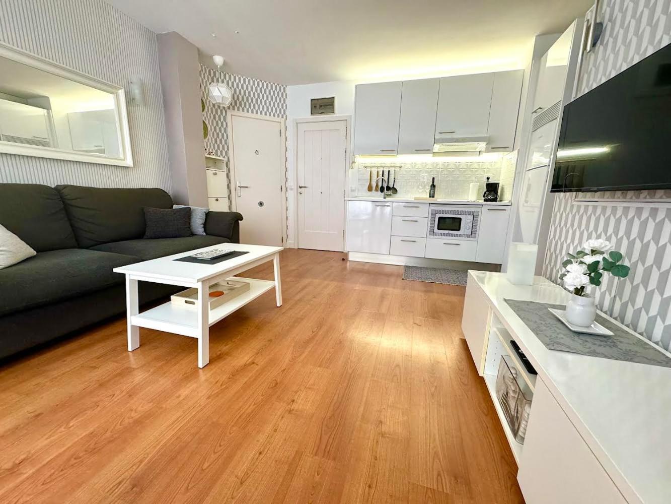 Lujan Playa Canteras Appartement